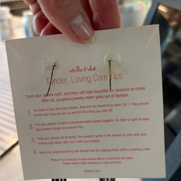 Stella & Dot Elegant Gold and Black Chain Earrings - Picture 5 of 5